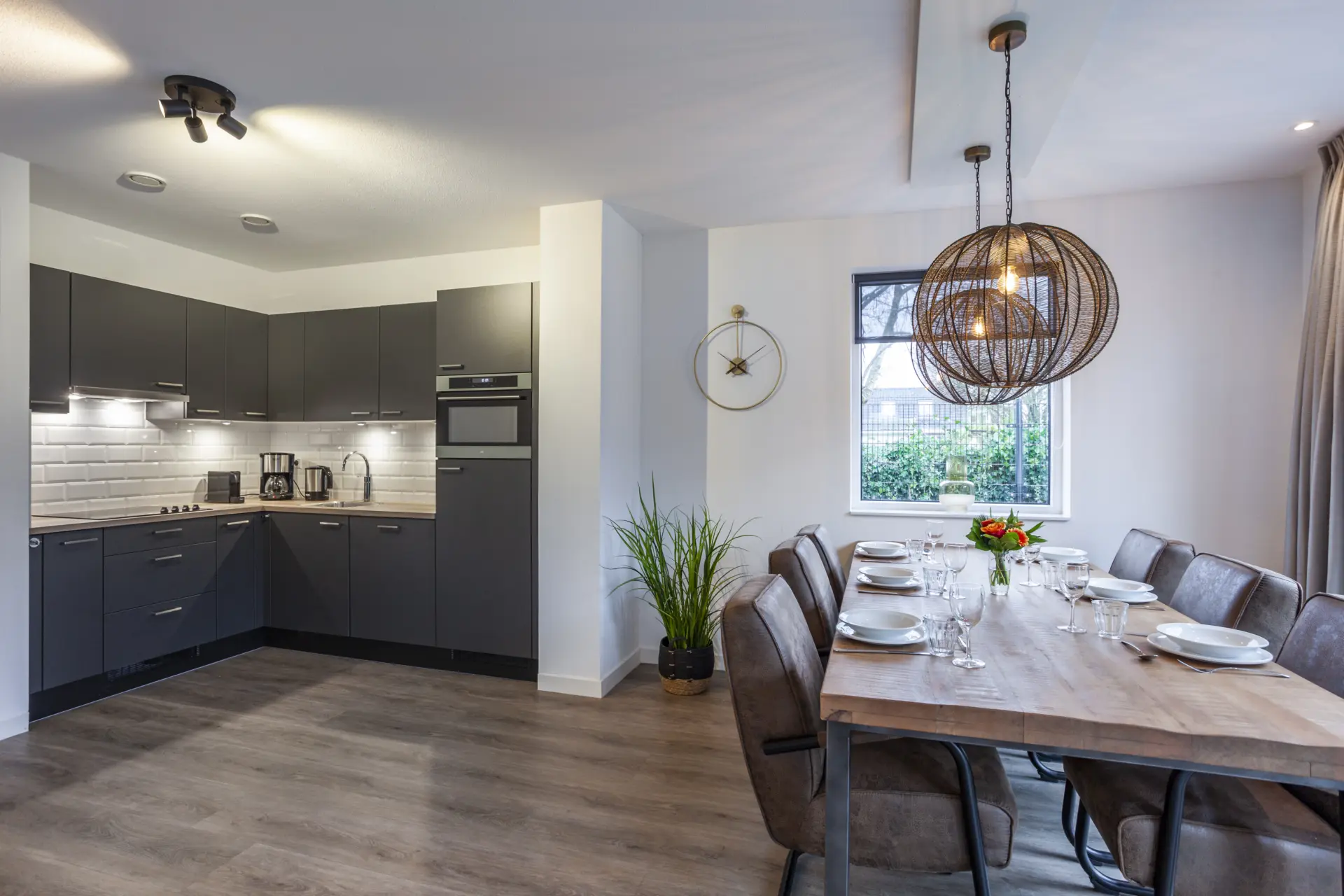 keuken en eettafel