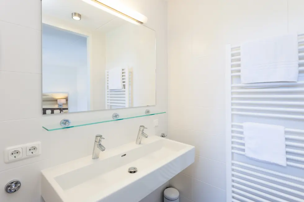 badkamer ensuite beneden