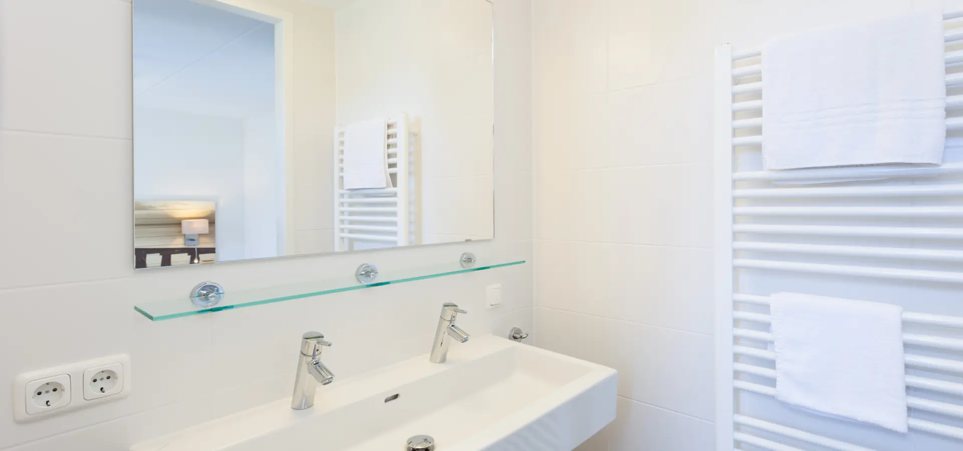 badkamer ensuite beneden